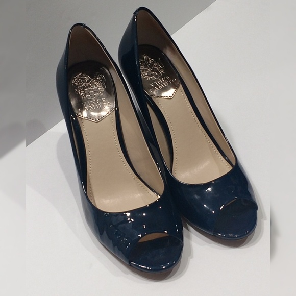 Vince Camuto Shoes - Vince Camuto peep toe heel